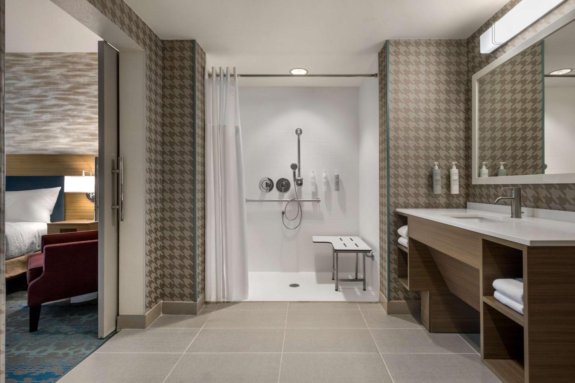 Home2 Suites By Hilton East Austin - Near Downtown And Ut Bagian luar foto